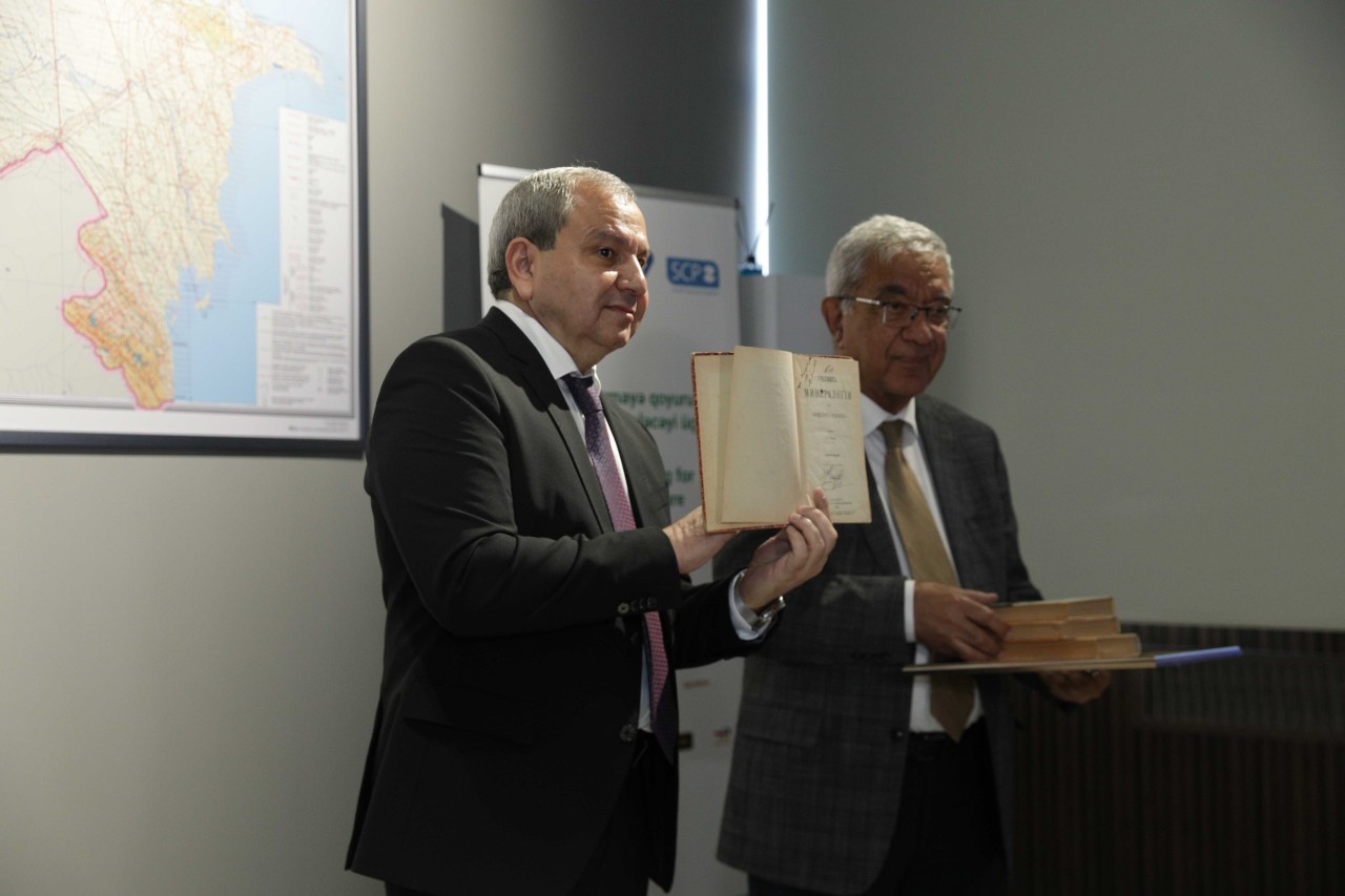 BDU-nun Faydalı qazıntılar muzeyinin təmirdən sonra açılışı oldu - FOTOLAR